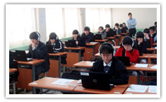2011年4月，HSK网络考试在韩国首次进行正式考试